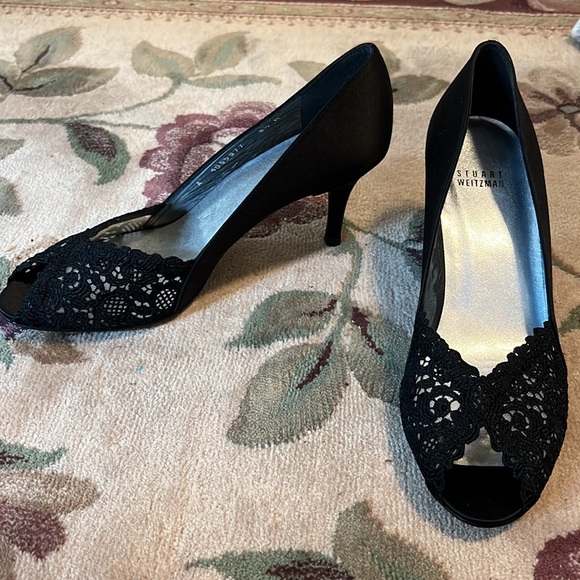 STUART WEITZMAN CHANTELLE BLACK SATIN heel - Picture 3 of 4